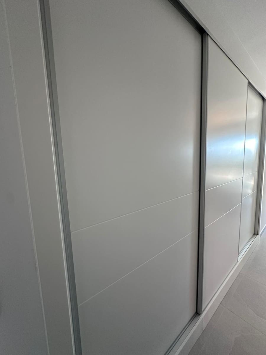 3 sypialnia Apartament na sprzedaż w Benidorm z basenem garażem - 573 000 € (Ref: 9747817)