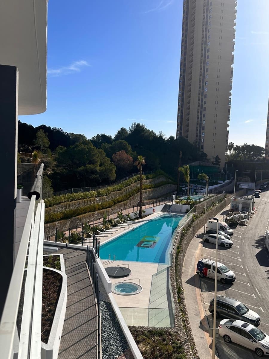 3 sypialnia Apartament na sprzedaż w Benidorm z basenem garażem - 573 000 € (Ref: 9747817)