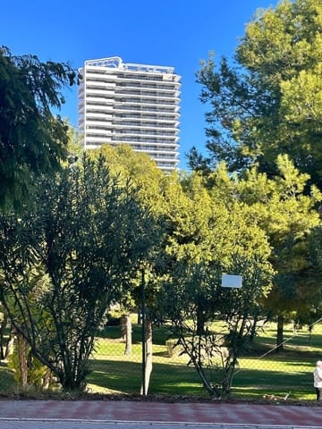 3 sypialnia Apartament na sprzedaż w Poniente, Benidorm z basenem garażem - 573 000 € (Ref: 9747817)