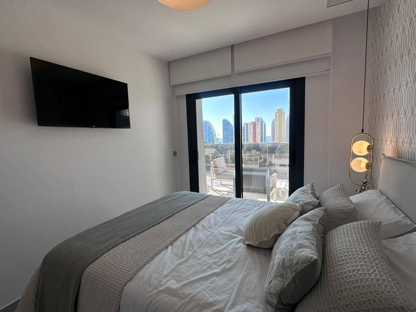 3 sypialnia Apartament na sprzedaż w Benidorm z basenem garażem - 573 000 € (Ref: 9747817)