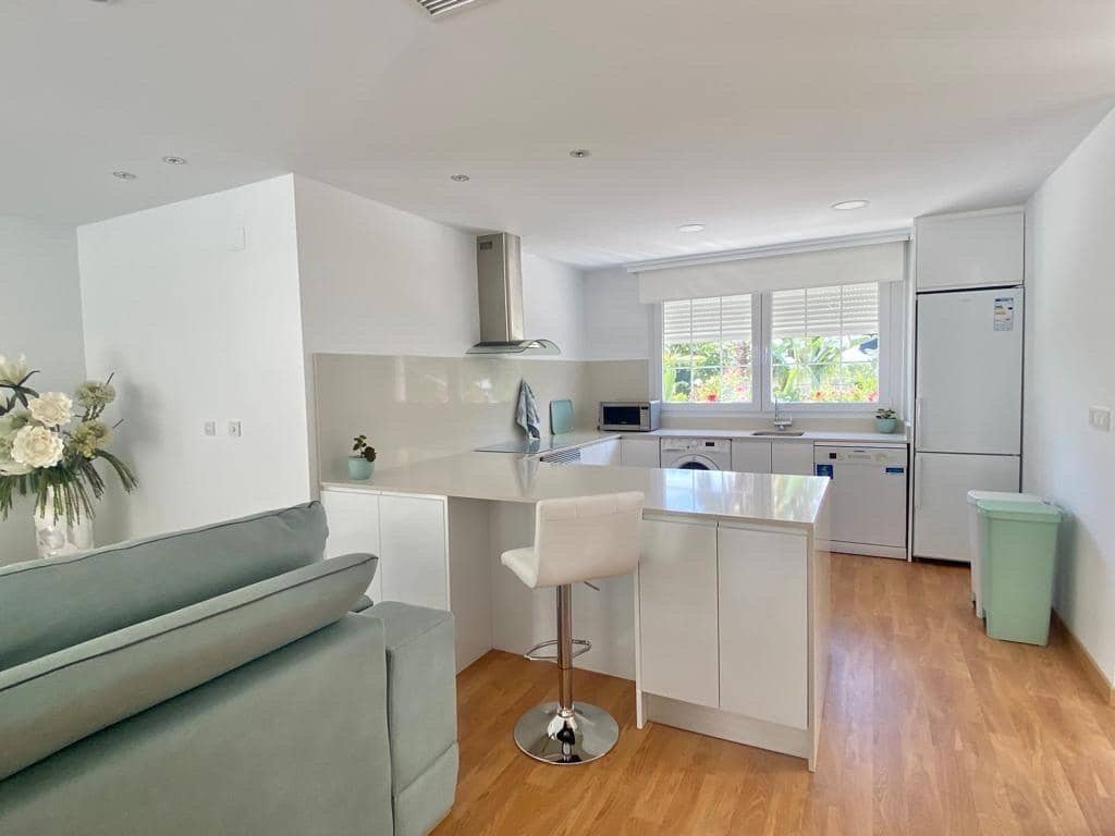 3 soveværelse Villa til salg i Polop med swimmingpool - € 630.000 (Ref: 9747820)