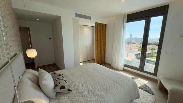 Chalet de 5 habitaciones en Finestrat en venta con piscina garaje - 662.000 € (Ref: 9747821)