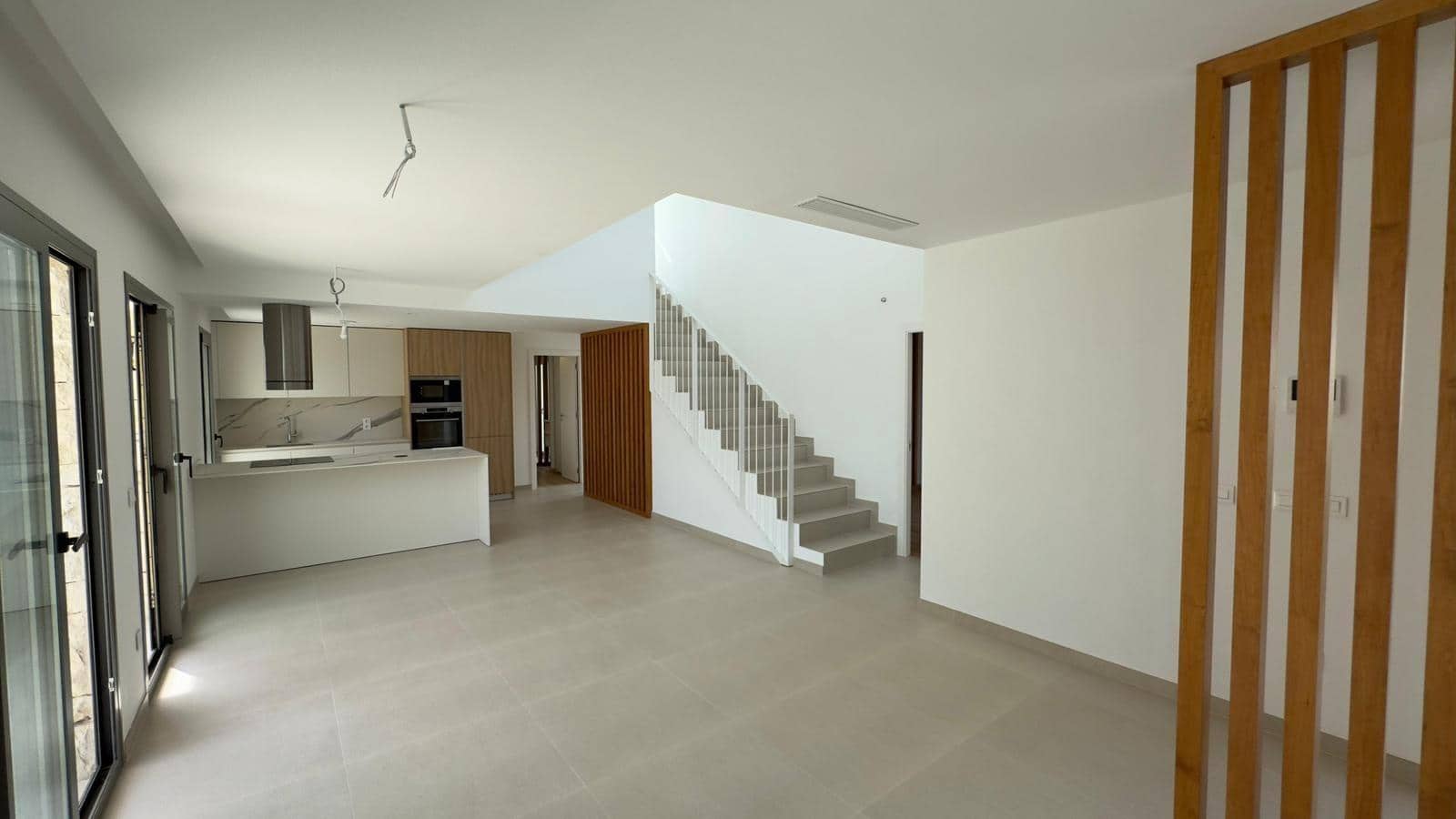 Chalet de 5 habitaciones en Finestrat en venta con piscina garaje - 662.000 € (Ref: 9747821)