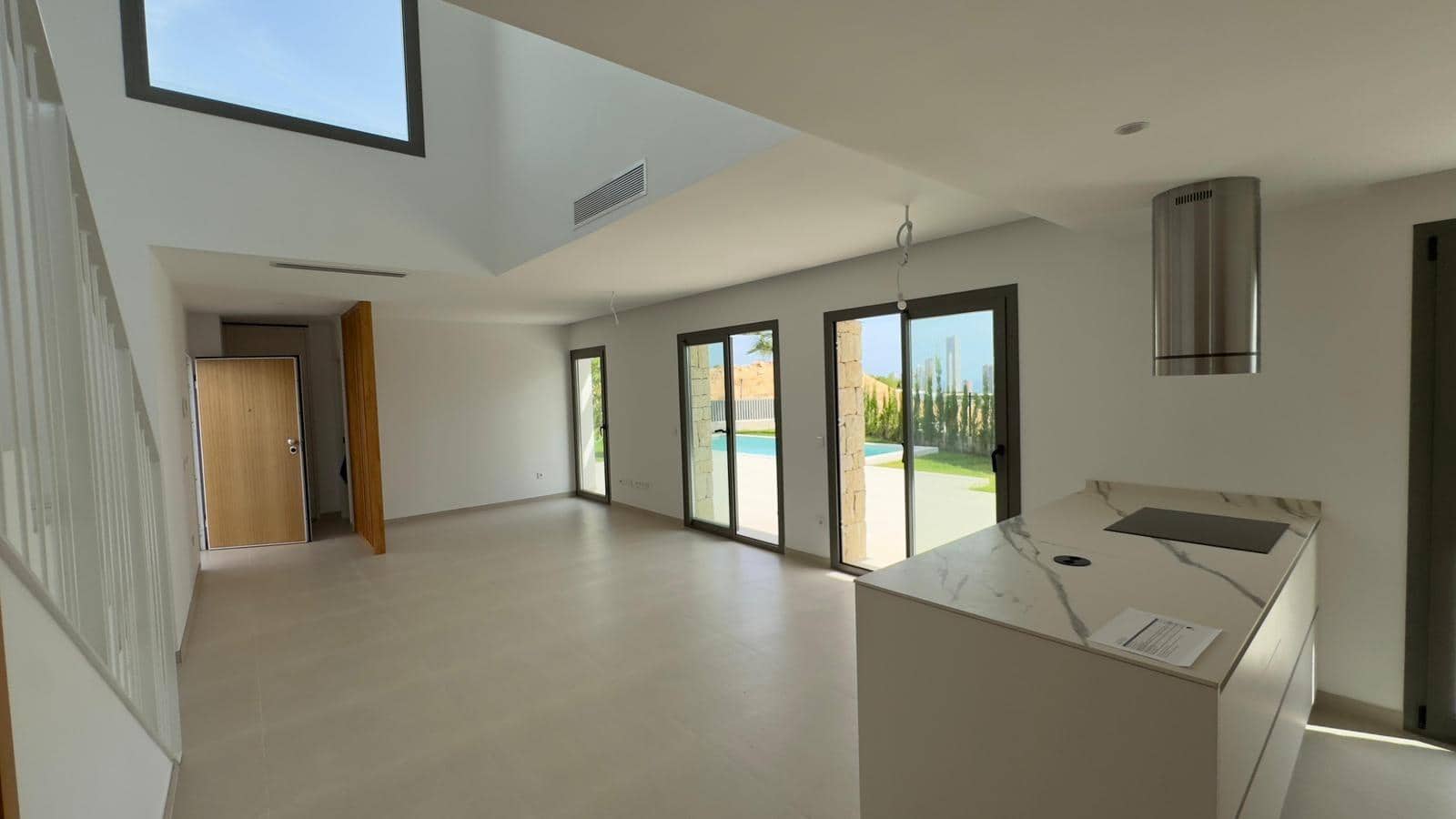 Chalet de 5 habitaciones en Finestrat en venta con piscina garaje - 662.000 € (Ref: 9747821)