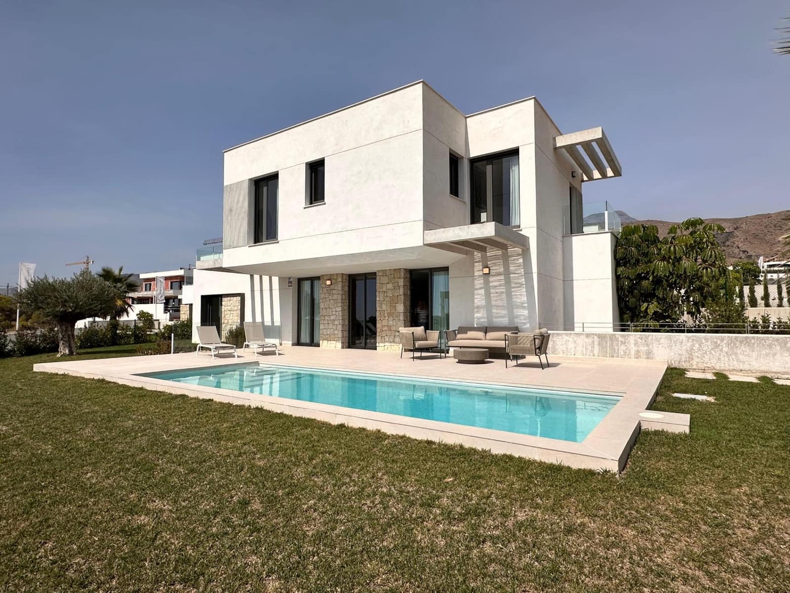 Chalet de 5 habitaciones en Finestrat en venta con piscina garaje - 662.000 € (Ref: 9747821)