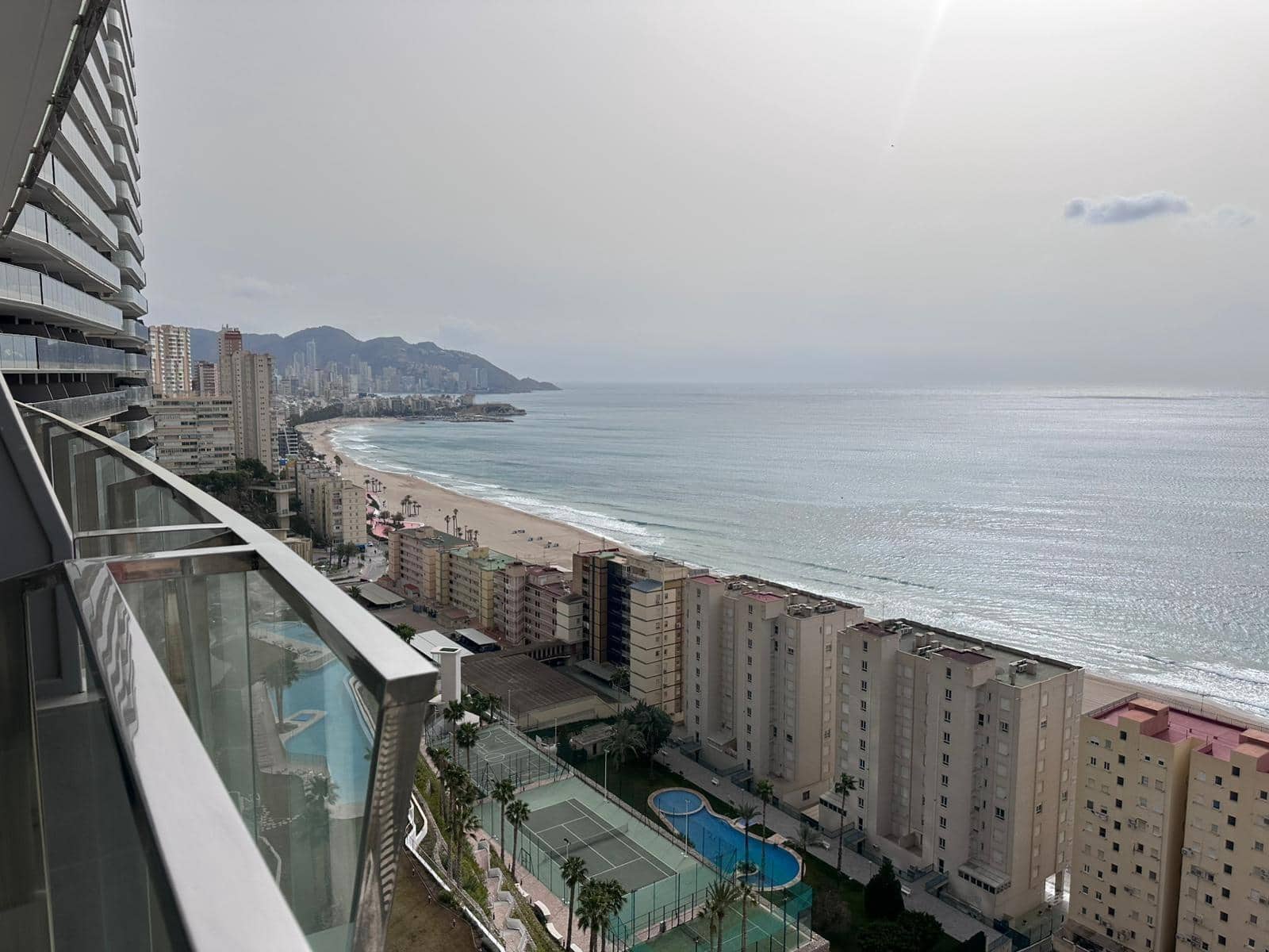 2 sypialnia Apartament na sprzedaż w Benidorm z basenem garażem - 843 000 € (Ref: 9747824)