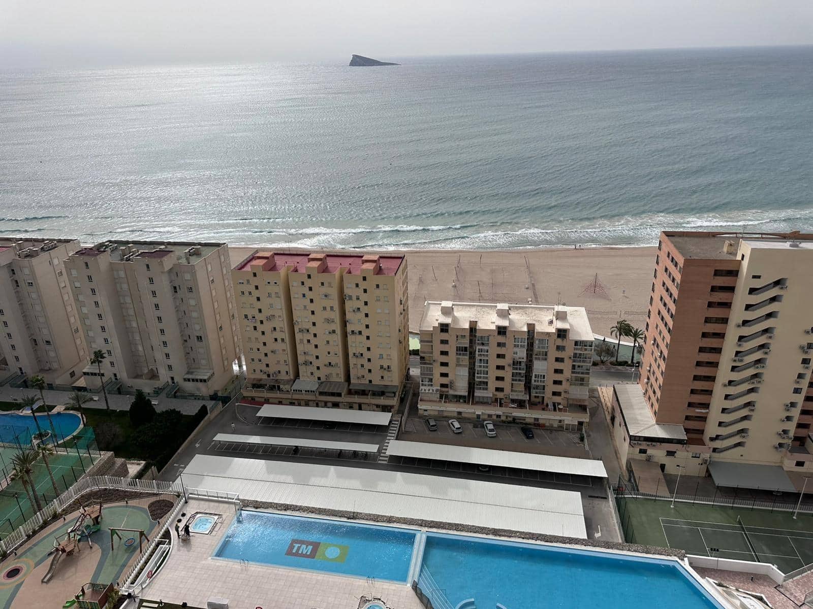 2 sypialnia Apartament na sprzedaż w Benidorm z basenem garażem - 843 000 € (Ref: 9747824)