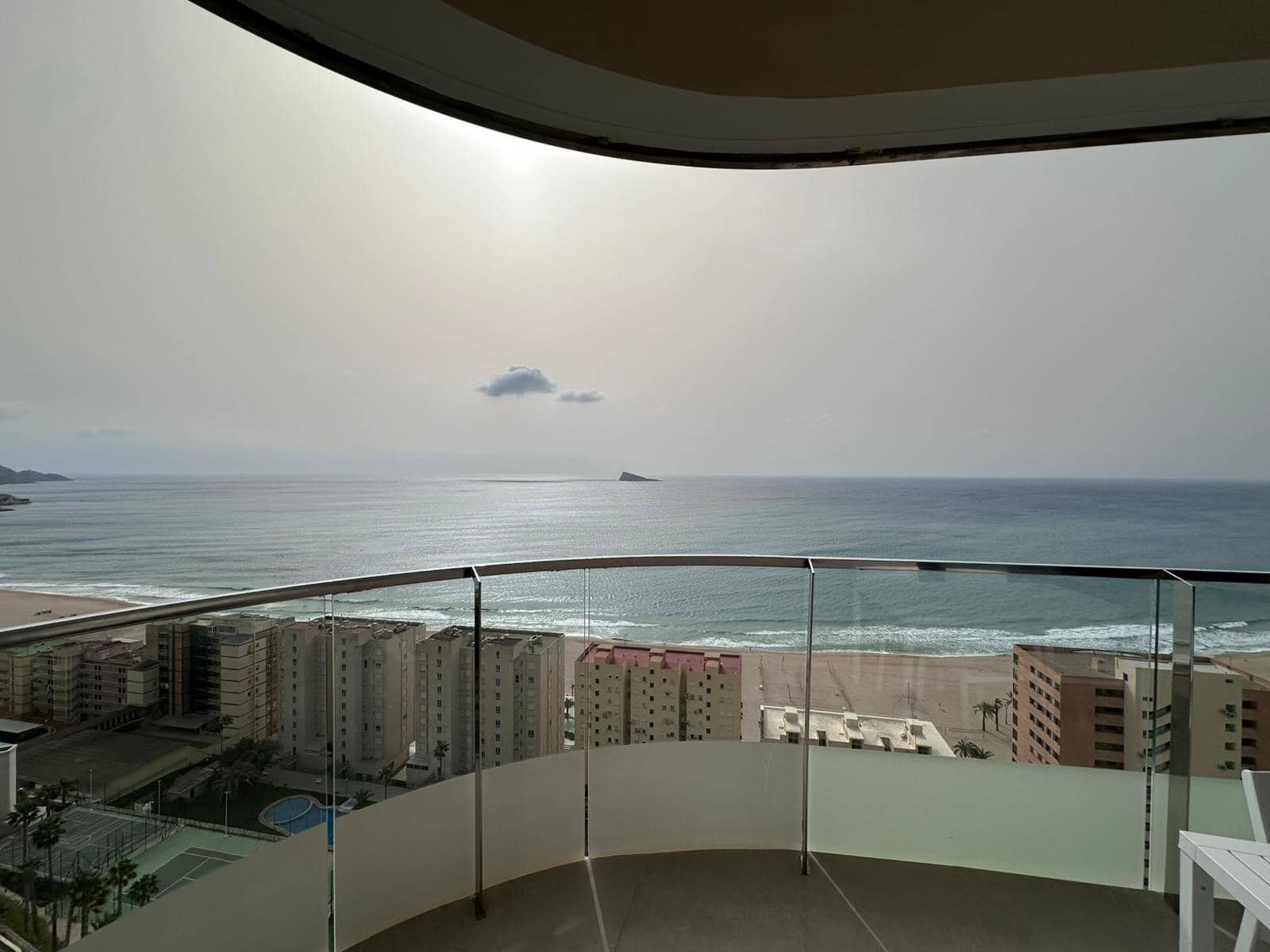 3 bedroom Apartment for sale in Benidorm with pool garage - € 880,000 (Ref: 9747825)