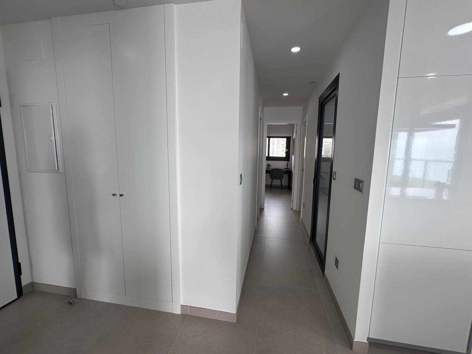 3 bedroom Apartment for sale in Benidorm with pool garage - € 880,000 (Ref: 9747825)