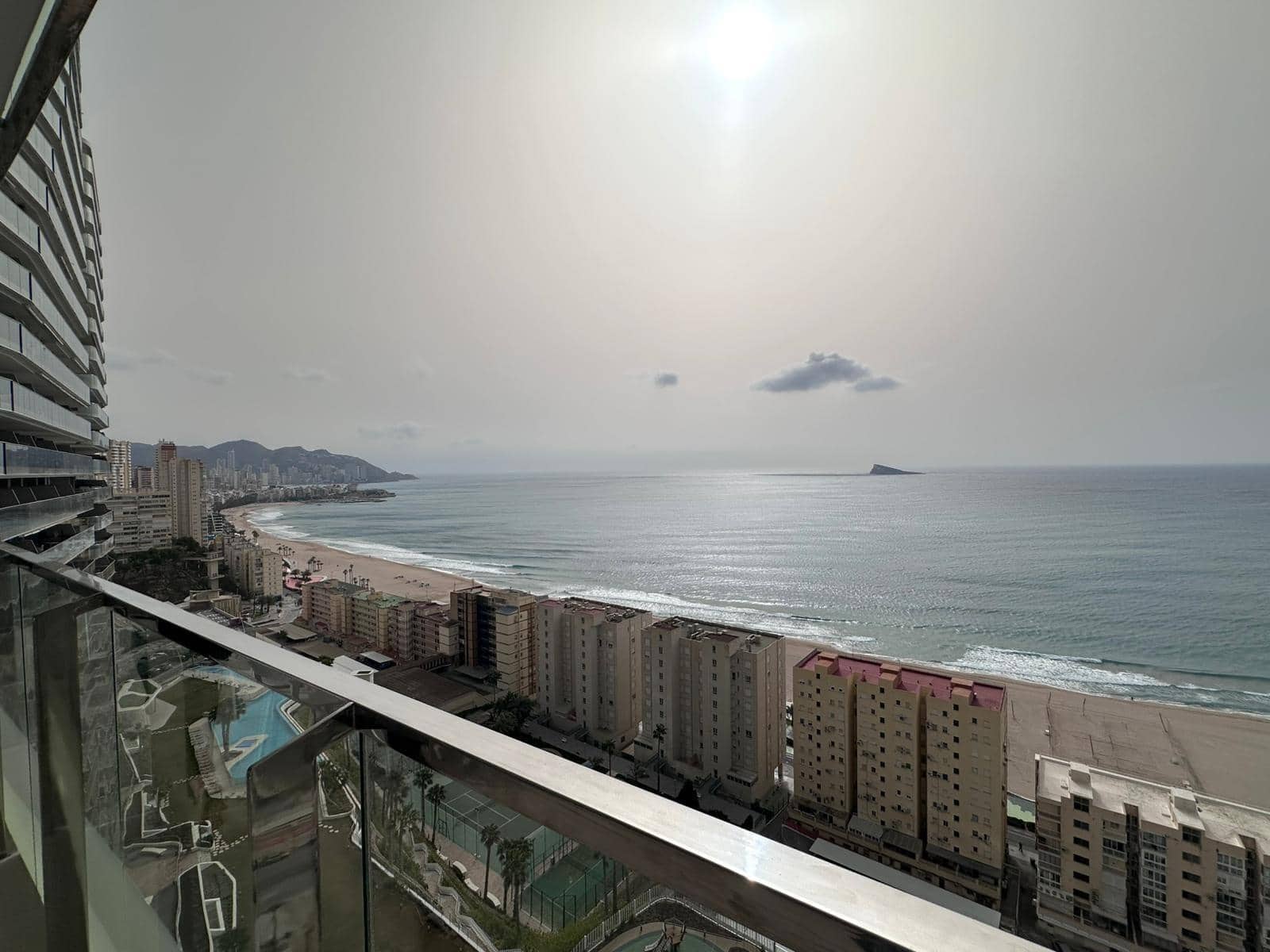 3 bedroom Apartment for sale in Benidorm with pool garage - € 880,000 (Ref: 9747825)