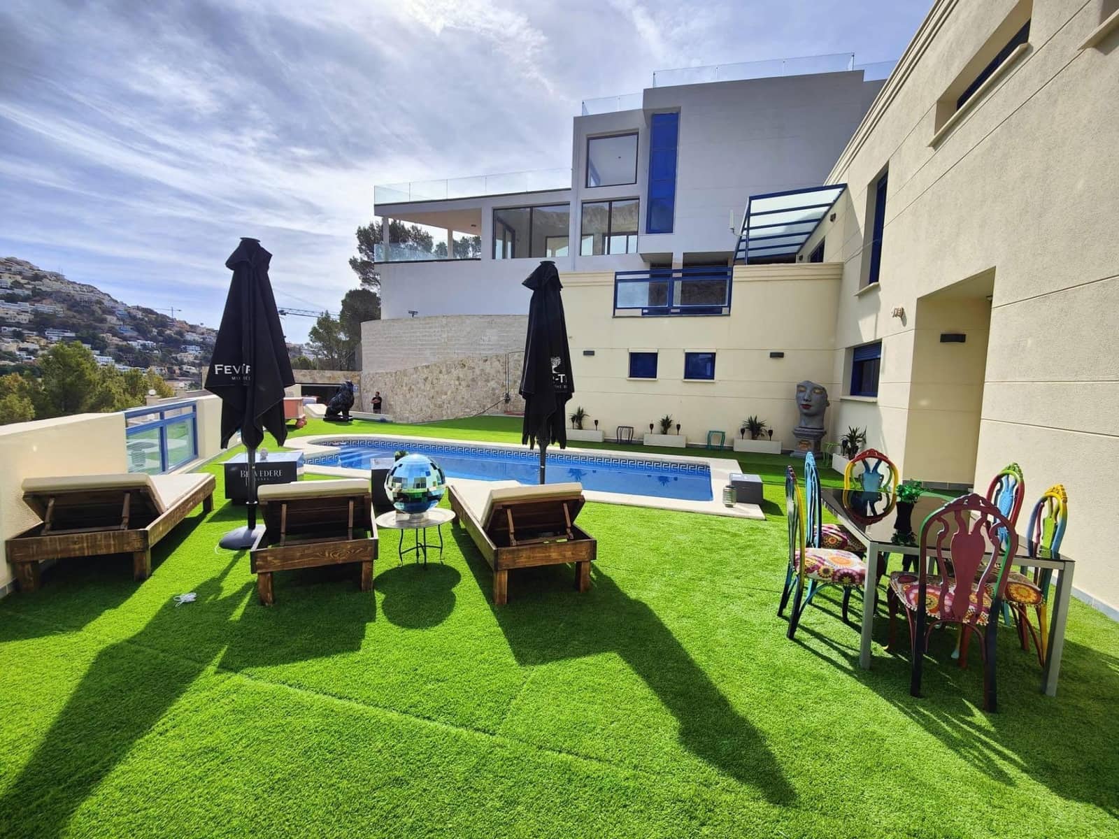 5 bedroom Villa for sale in Altea with pool garage - € 895,000 (Ref: 9747826)