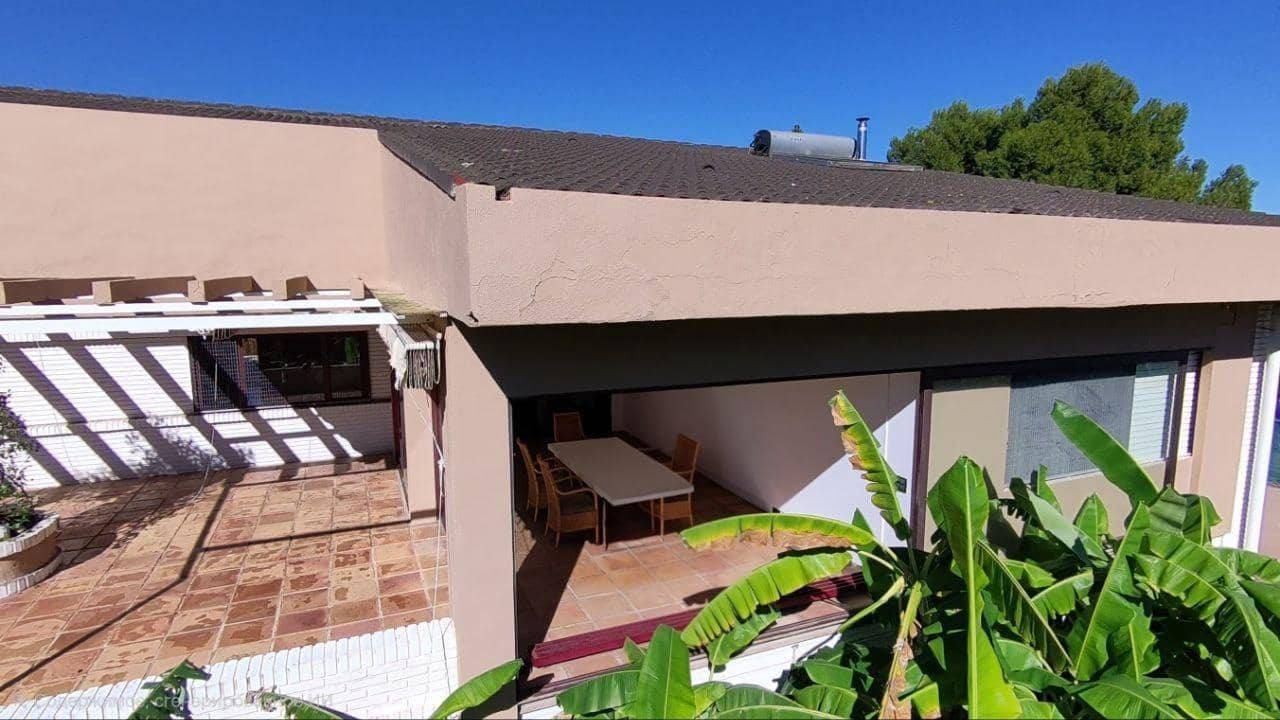 4 soverom Villa til salgs i Torrent med svømmebasseng - € 1 280 000 (Ref: 9747827)