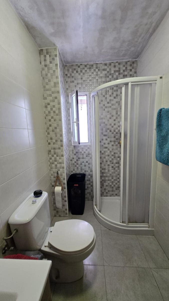 3 bedroom Apartment for sale in Benidorm with garage - € 549,000 (Ref: 9773010)