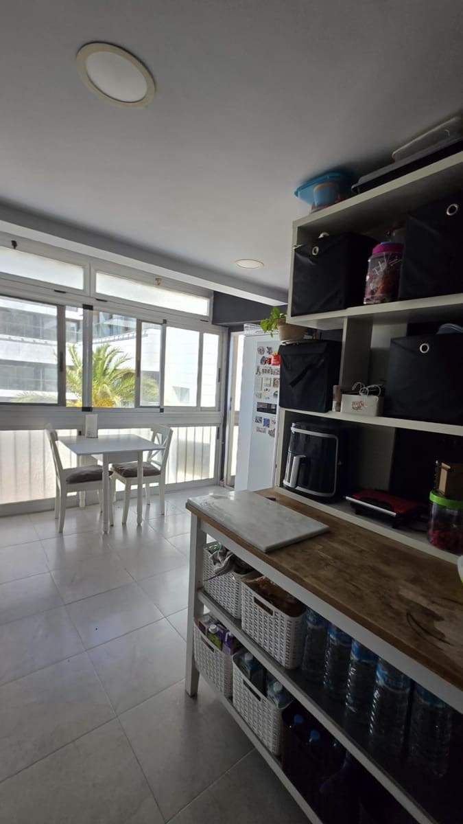 3 bedroom Apartment for sale in Benidorm with garage - € 549,000 (Ref: 9773010)