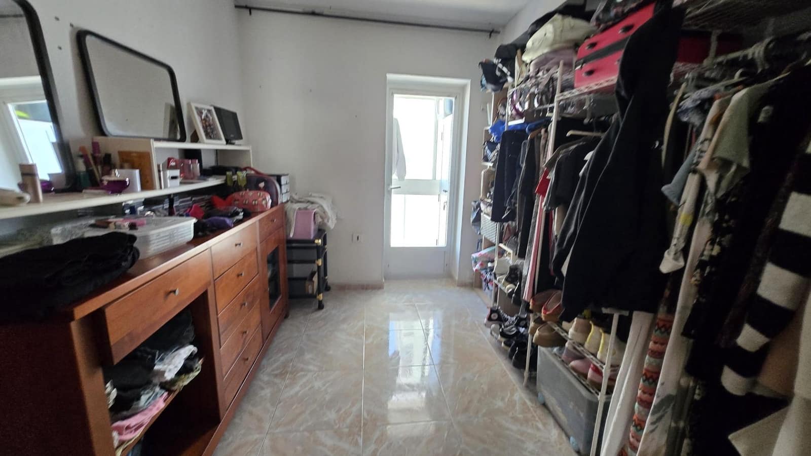 3 bedroom Apartment for sale in Benidorm with garage - € 549,000 (Ref: 9773010)