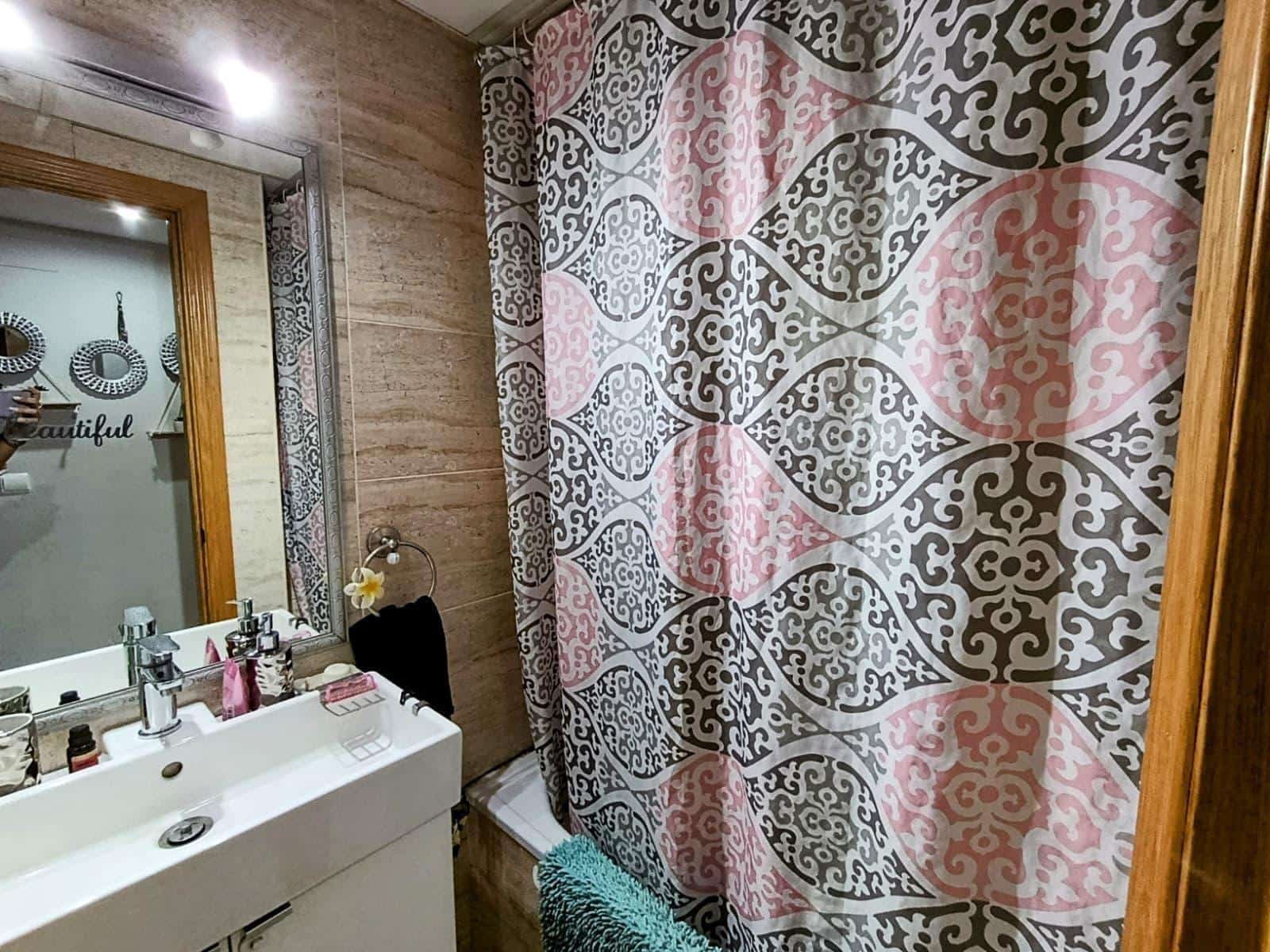 1 makuuhuone Huoneisto myytävänä paikassa La Villajoyosa / Vila Joiosa mukana uima-altaan 
autotalli - 218 000 € (Ref: 9783106)