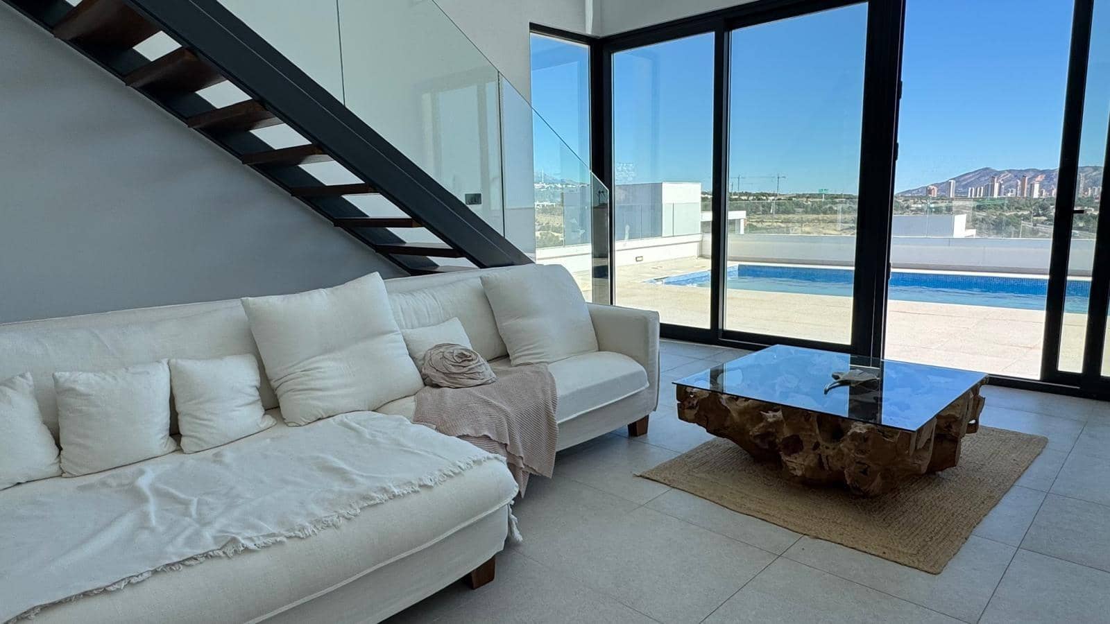 3 slaapkamer Villa te huur in Playa de San Juan met garage - € 4.500 (Ref: 9788364)