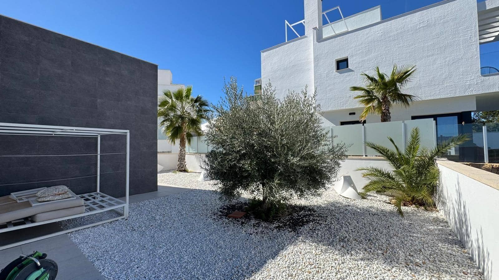 3 slaapkamer Villa te huur in Playa de San Juan met garage - € 4.500 (Ref: 9788364)