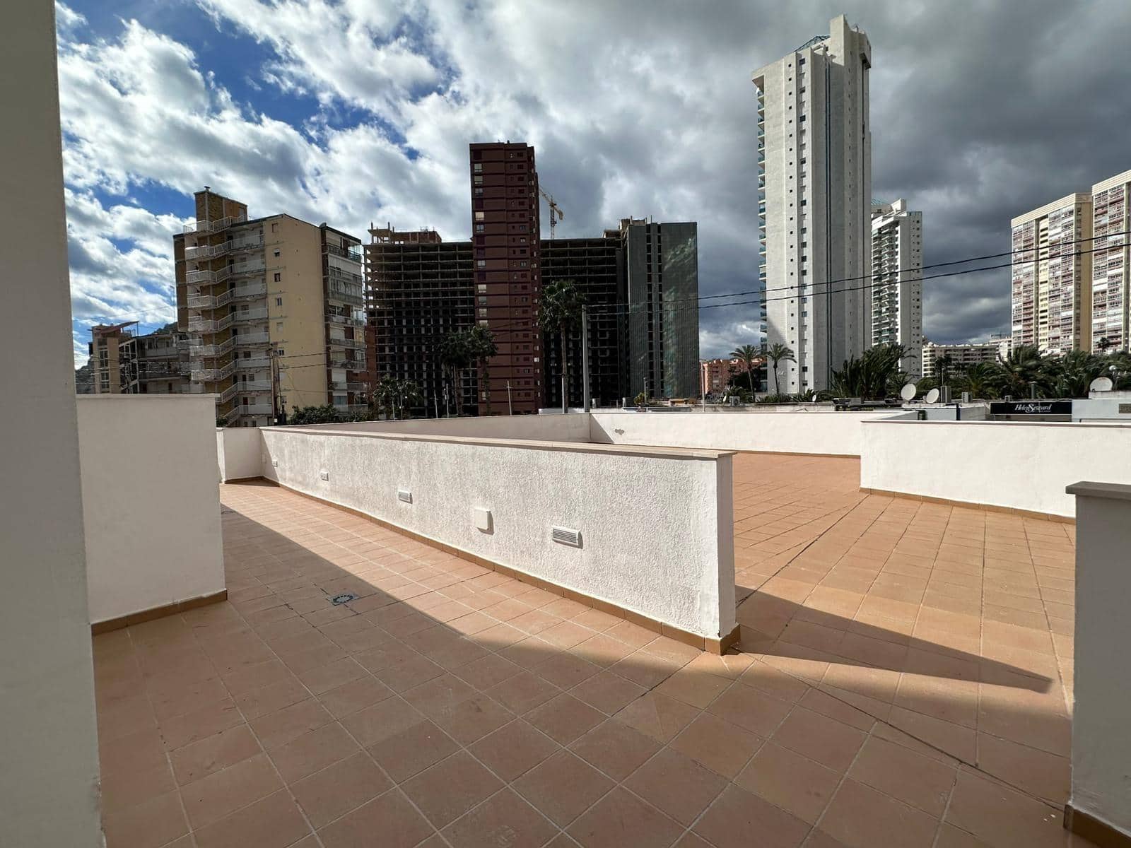 2 bedroom Apartment for sale in Finestrat - € 210,000 (Ref: 9791008)