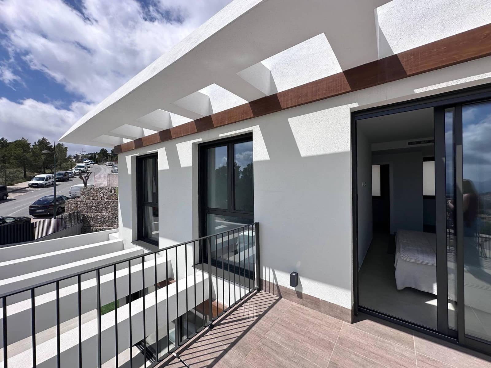 3 bedroom Villa for sale in Polop with pool - € 780,000 (Ref: 9820468)