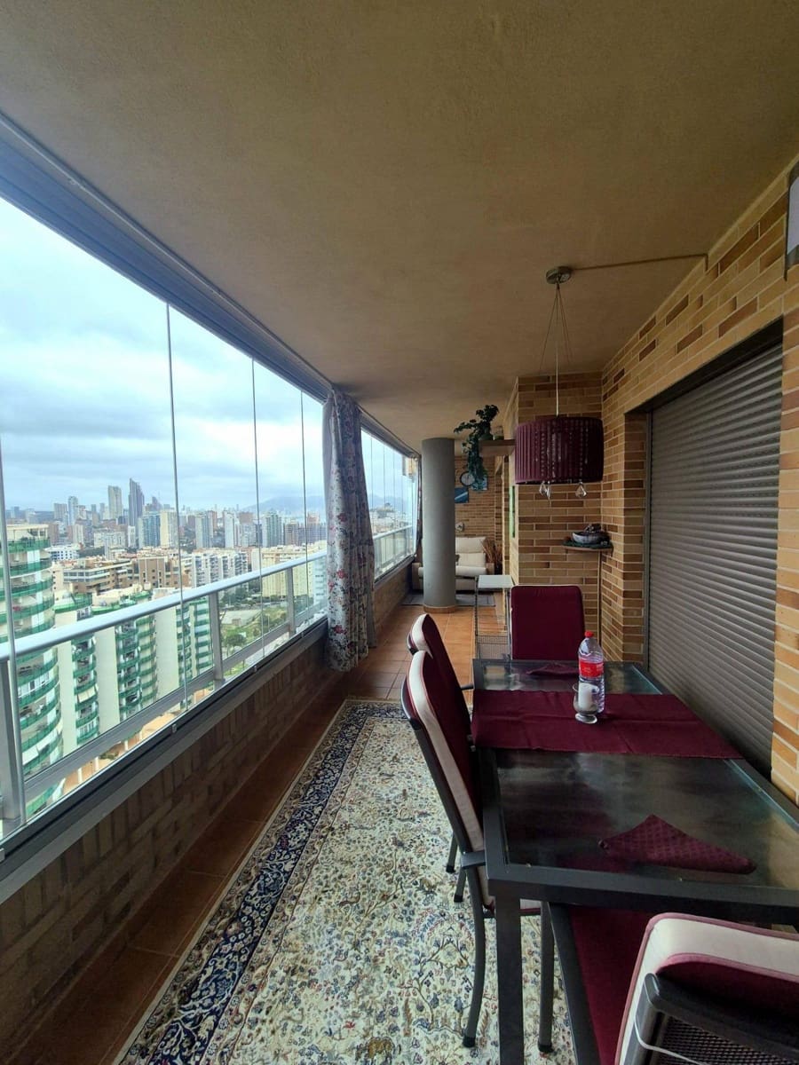 2 makuuhuone Huoneisto myytävänä paikassa La Villajoyosa / Vila Joiosa mukana uima-altaan - 325 000 € (Ref: 9820469)