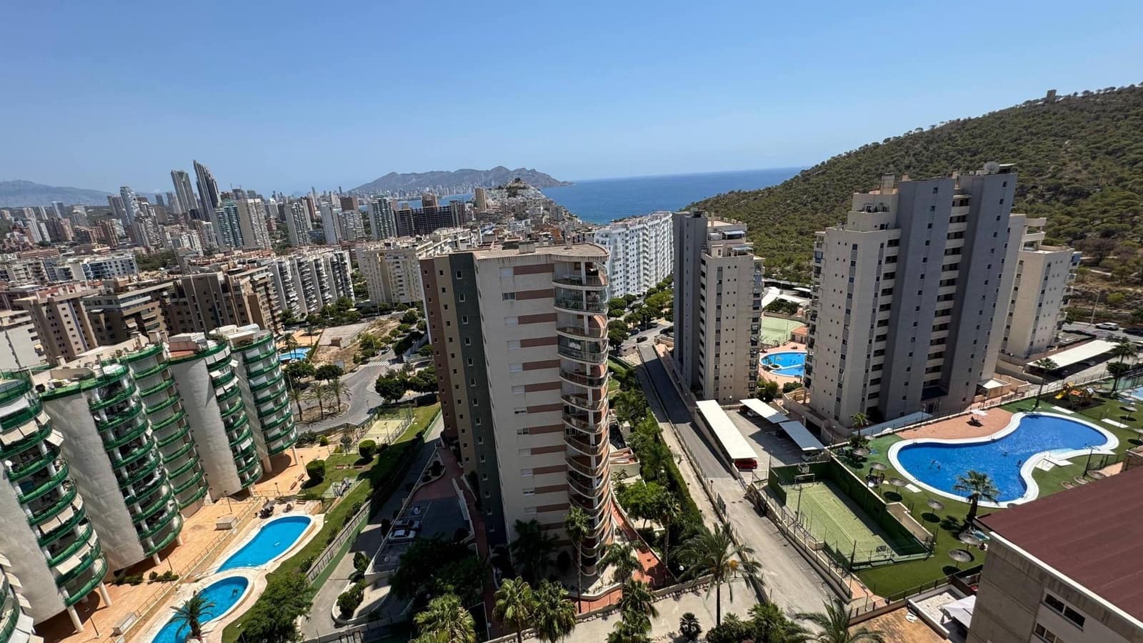 2 makuuhuone Huoneisto myytävänä paikassa La Villajoyosa / Vila Joiosa mukana uima-altaan - 325 000 € (Ref: 9820469)