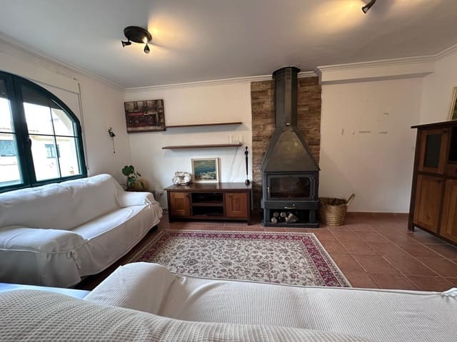 4 chambre Villa/Maison Mitoyenne à vendre à Barranco Hondo, La Nucia avec piscine - 335 000 € (Ref: 9820471)