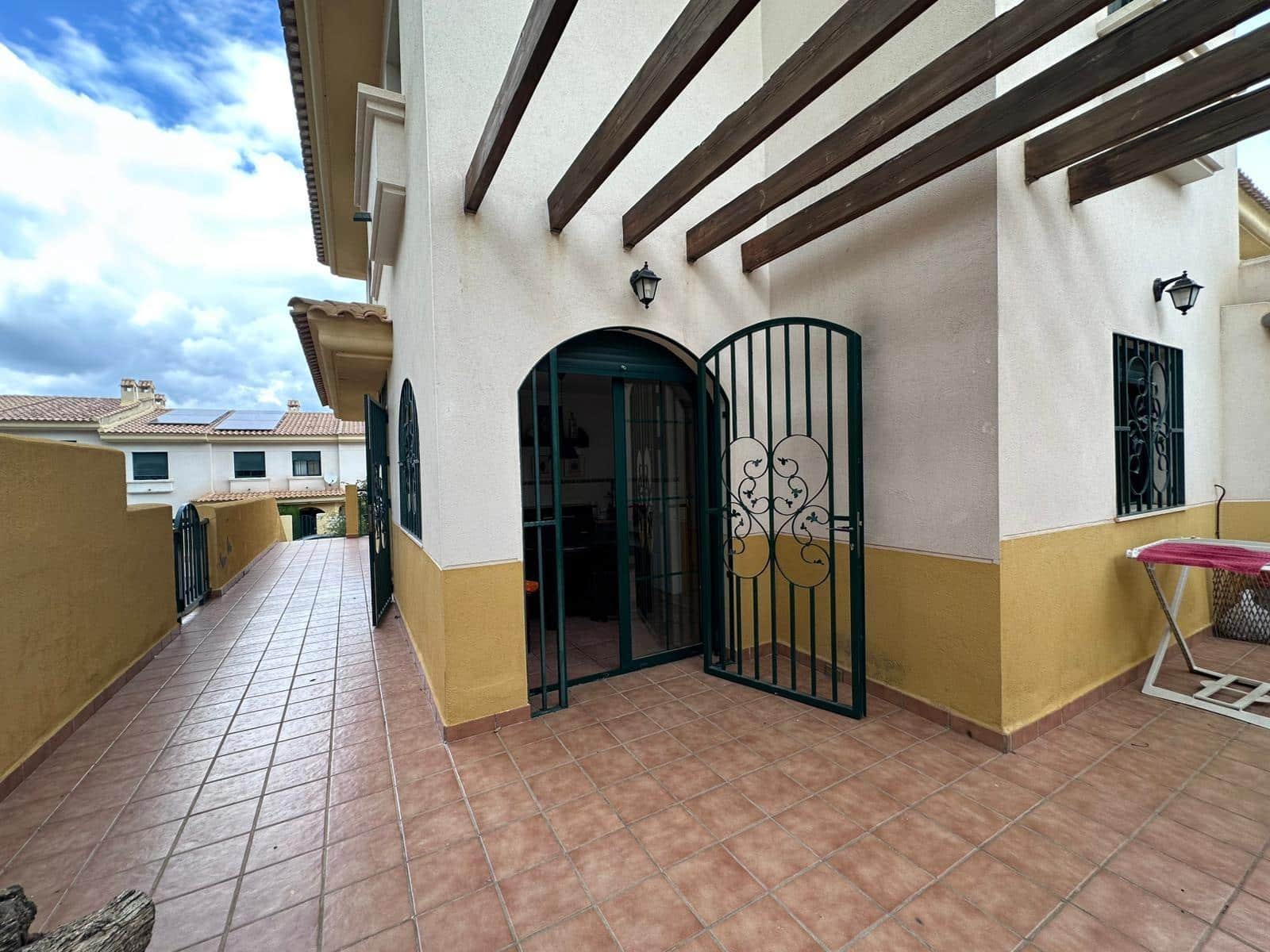 4 bedroom Terraced Villa for sale in Barranco Hondo with pool - € 335,000 (Ref: 9820471)