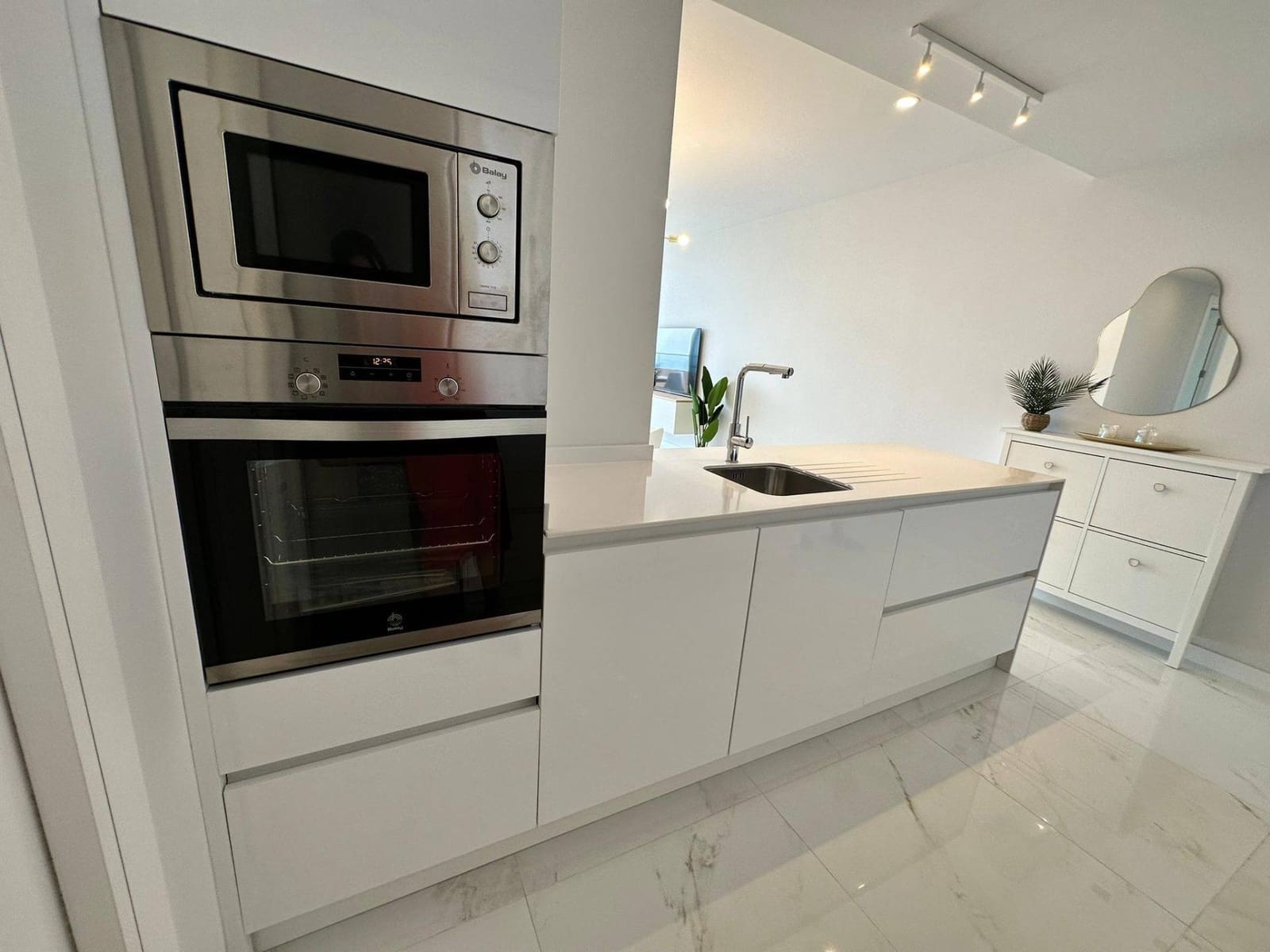 2 soverom Leilighet til salgs i Benidorm med svømmebasseng - € 538 000 (Ref: 9829052)