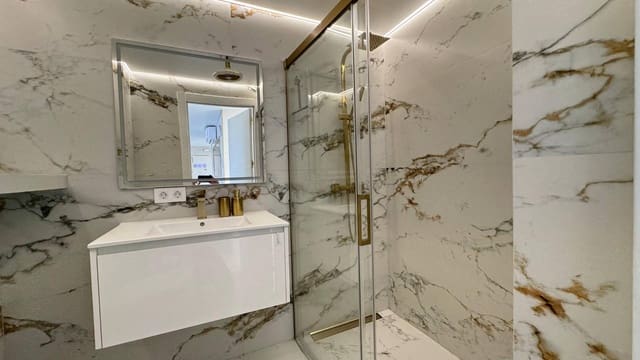 3 camera da letto Appartamento da affittare in Benidorm con piscina garage - 2.000 € (Rif: 9829054)