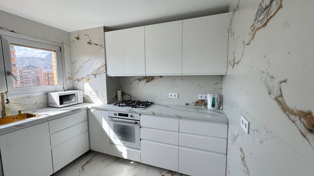 3 camera da letto Appartamento da affittare in Benidorm con piscina garage - 2.000 € (Rif: 9829054)
