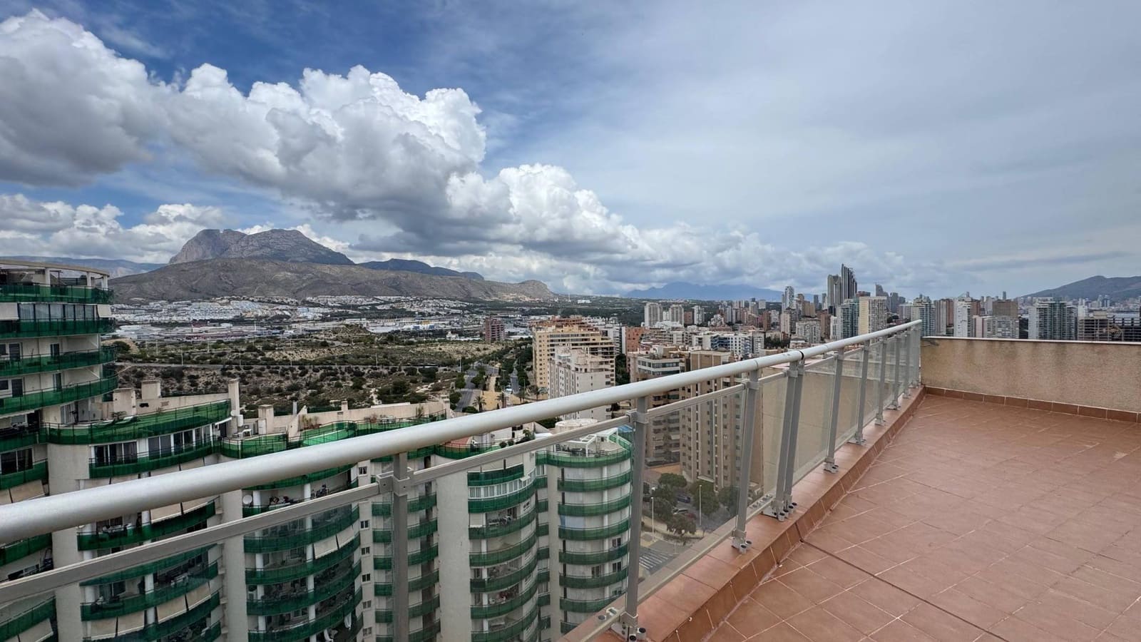 2 slaapkamer Penthouse te koop in La Villajoyosa / Vila Joiosa met zwembad garage - € 425.000 (Ref: 9829055)