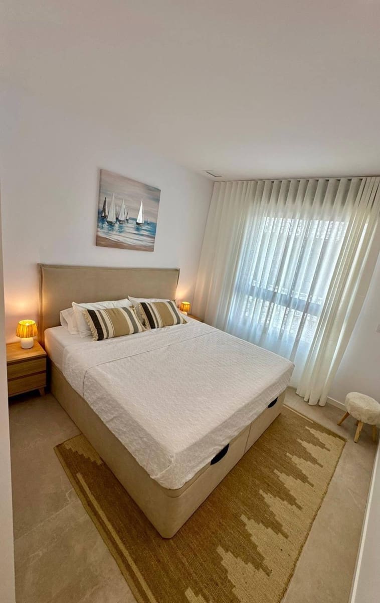 3 bedroom Apartment for rent in Finestrat with pool garage - € 2,800 (Ref: 9855412)