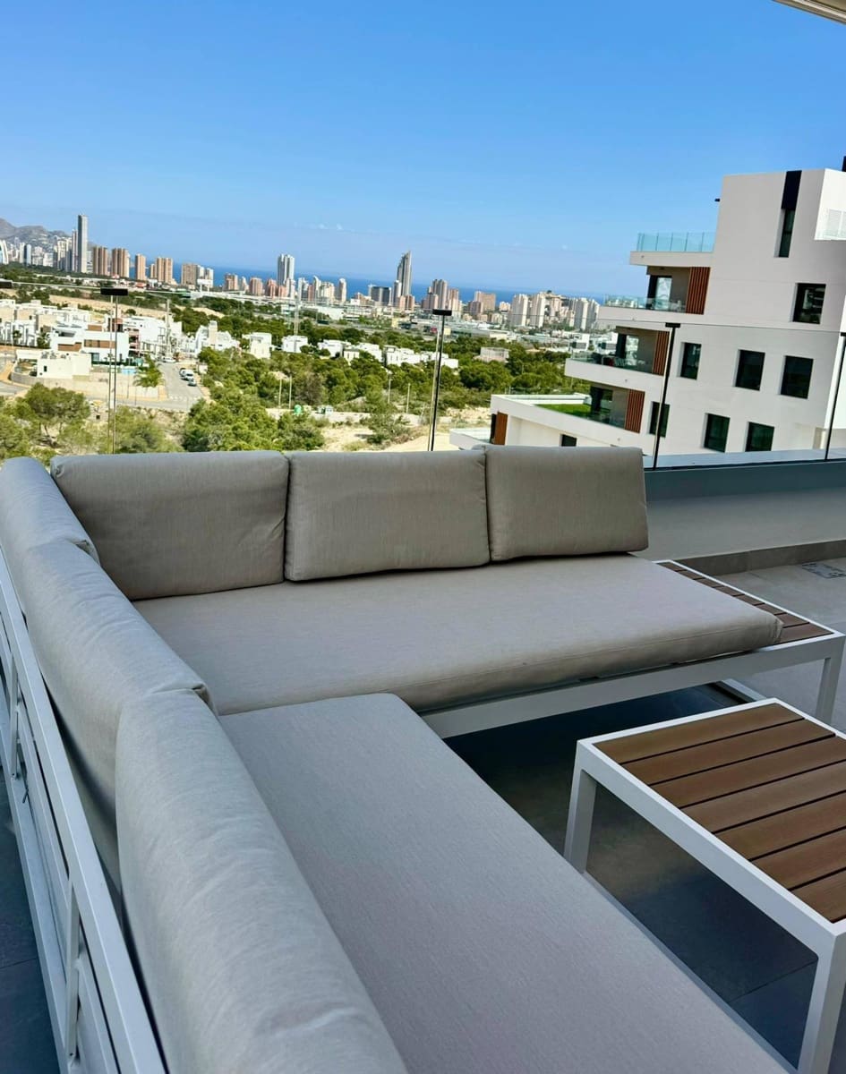 3 bedroom Apartment for rent in Finestrat with pool garage - € 2,800 (Ref: 9855412)
