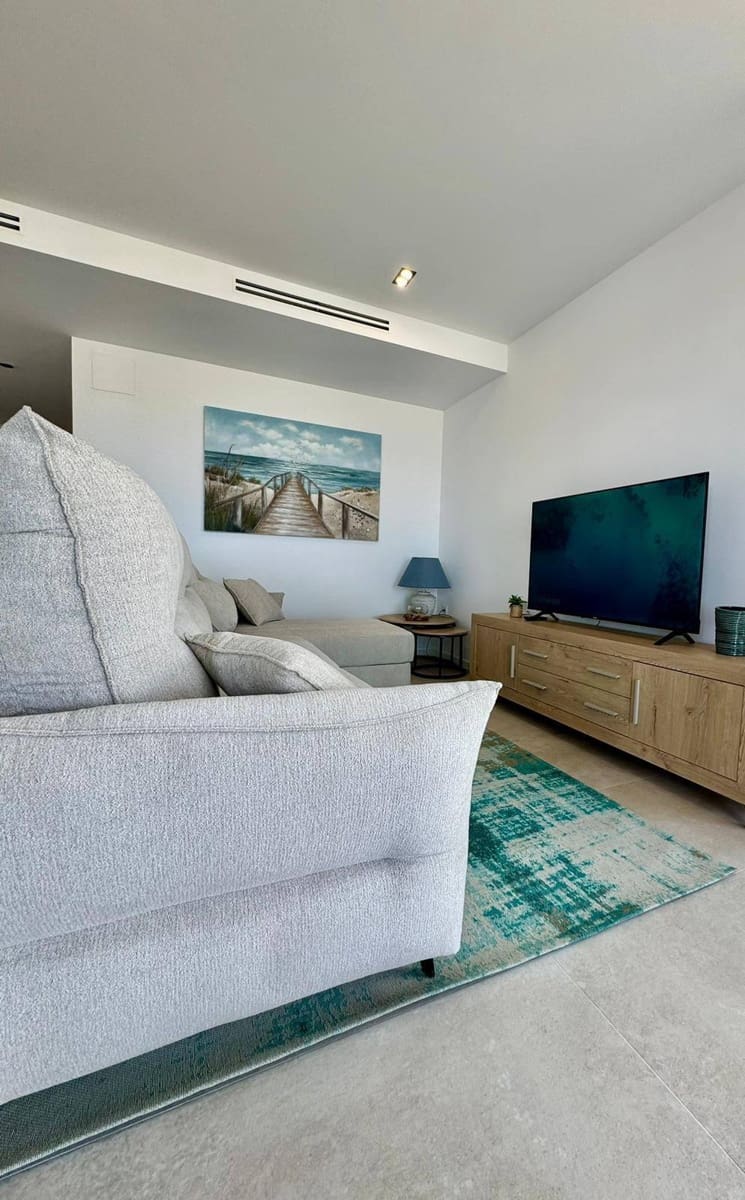 3 bedroom Apartment for rent in Finestrat with pool garage - € 2,800 (Ref: 9855412)