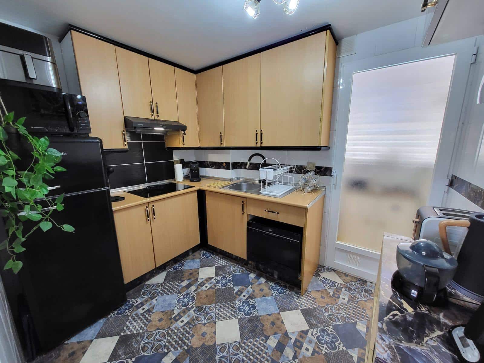 1 makuuhuone Huoneisto myytävänä paikassa Benidorm mukana uima-altaan - 195 000 € (Ref: 9855414)
