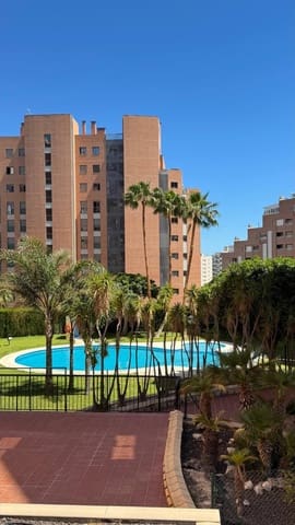 2 makuuhuone Kattohuoneisto vuokrattavana paikassa La Villajoyosa / Vila Joiosa mukana uima-altaan 
autotalli - 1 500 € (Ref: 9855415)