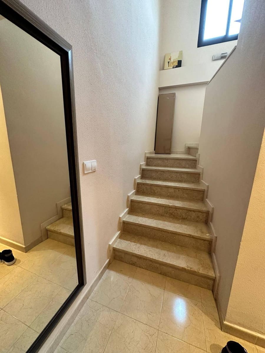 2 makuuhuone Kattohuoneisto vuokrattavana paikassa La Villajoyosa / Vila Joiosa mukana uima-altaan 
autotalli - 1 500 € (Ref: 9855415)