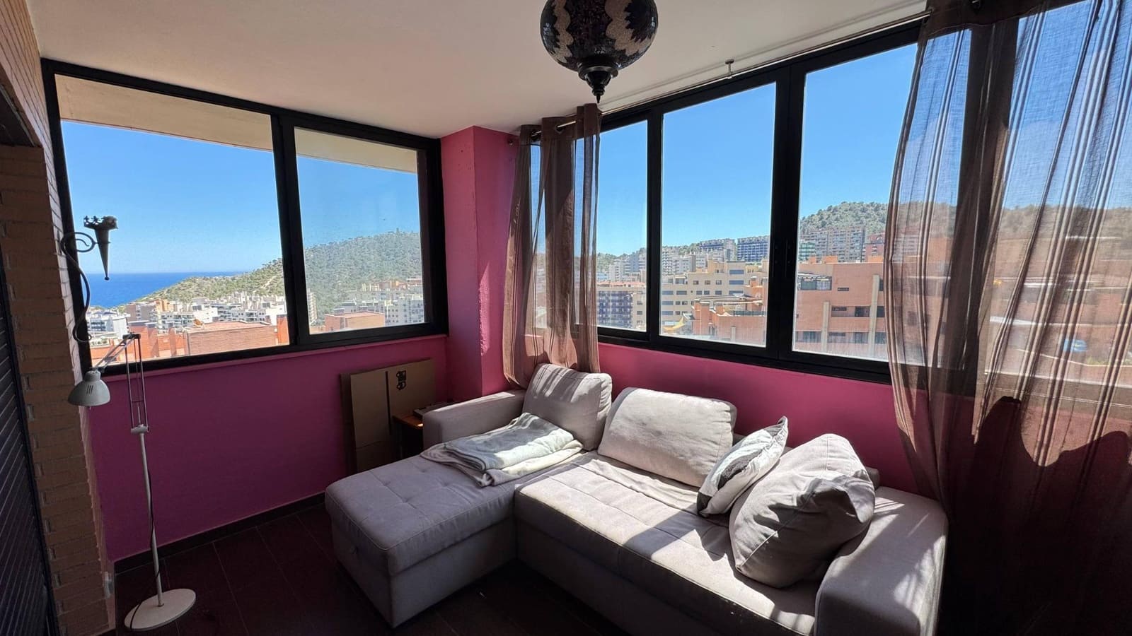 2 makuuhuone Kattohuoneisto vuokrattavana paikassa La Villajoyosa / Vila Joiosa mukana uima-altaan 
autotalli - 1 500 € (Ref: 9855415)