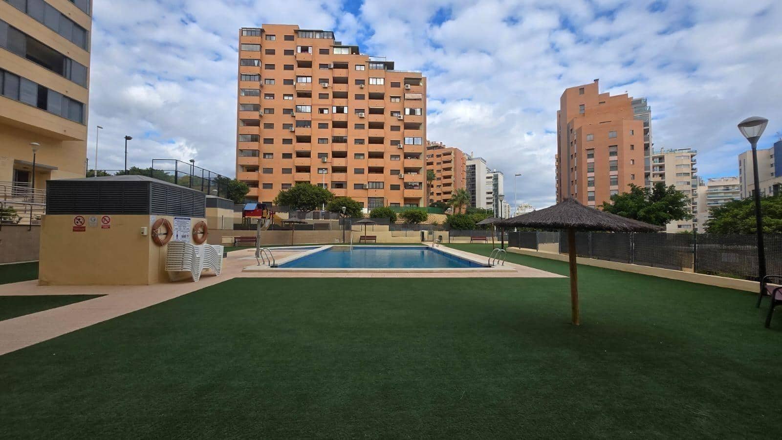 1 makuuhuone Huoneisto myytävänä paikassa La Villajoyosa / Vila Joiosa mukana 
autotalli - 210 000 € (Ref: 9861845)