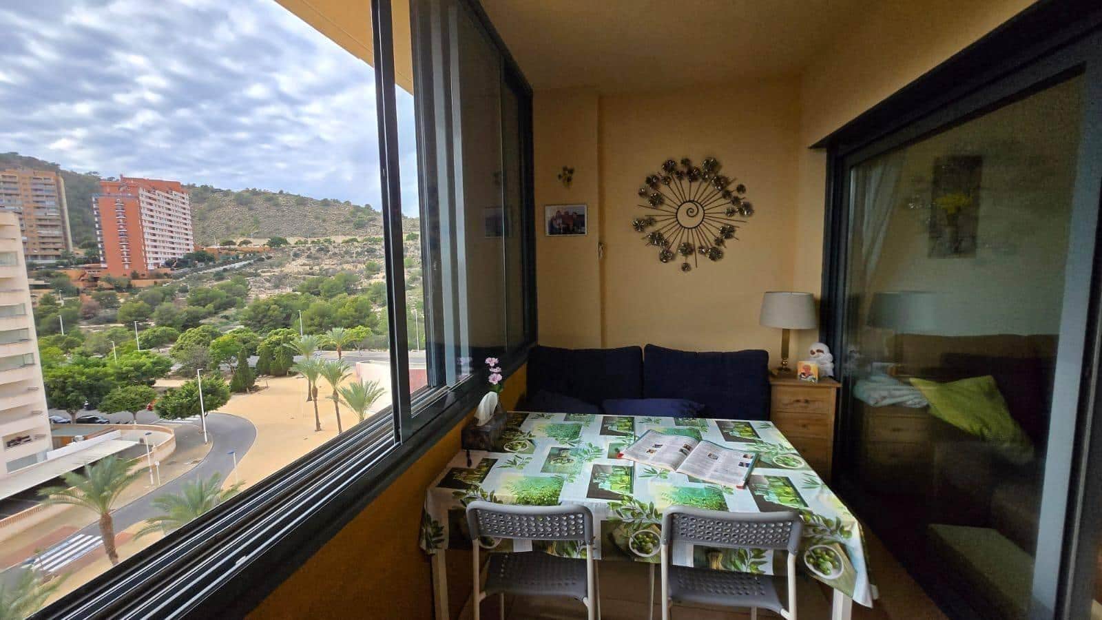 1 makuuhuone Huoneisto myytävänä paikassa La Villajoyosa / Vila Joiosa mukana 
autotalli - 210 000 € (Ref: 9861845)