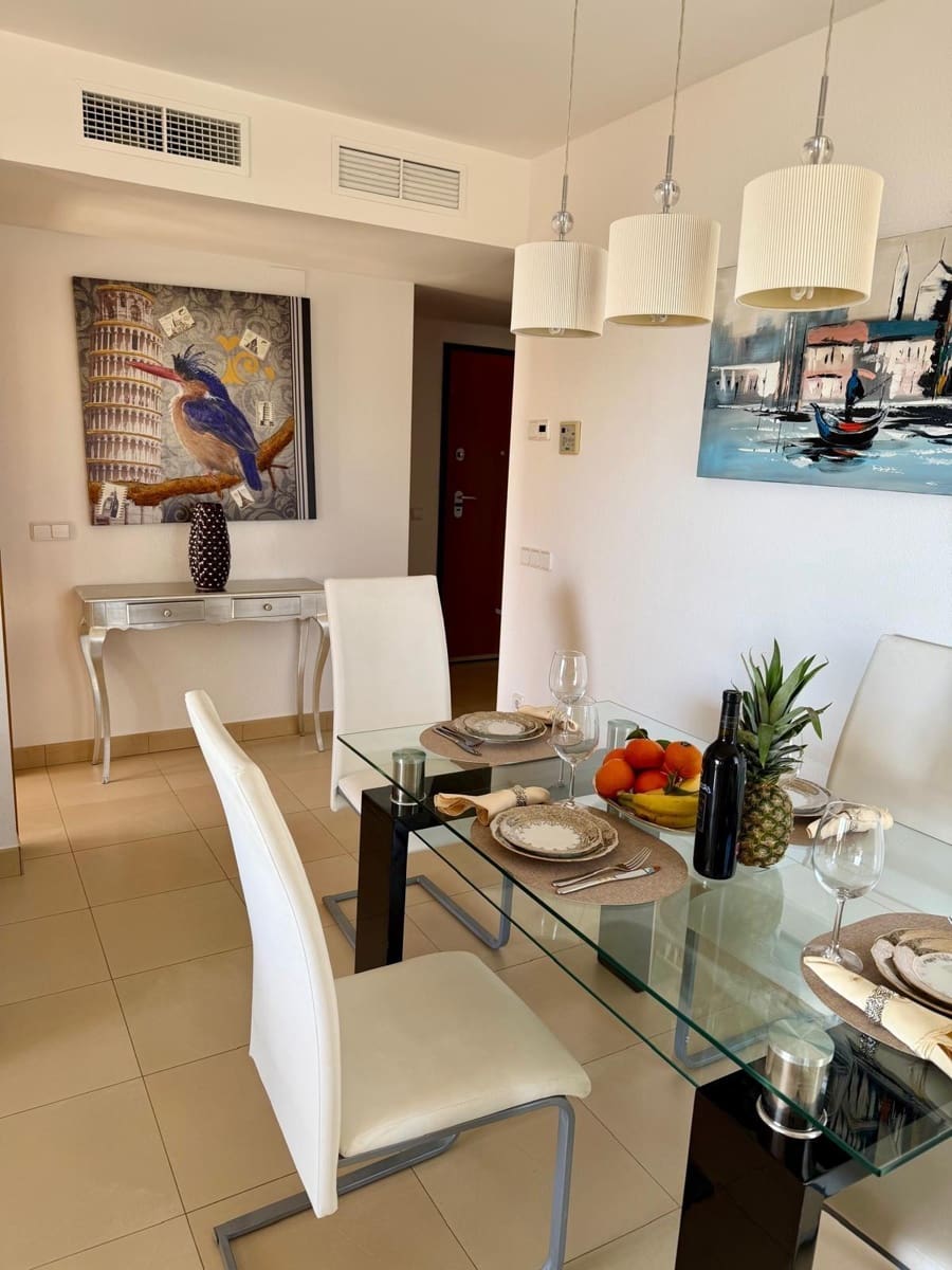 2 bedroom Apartment for rent in Benidorm with garage - € 2,500 (Ref: 9884757)