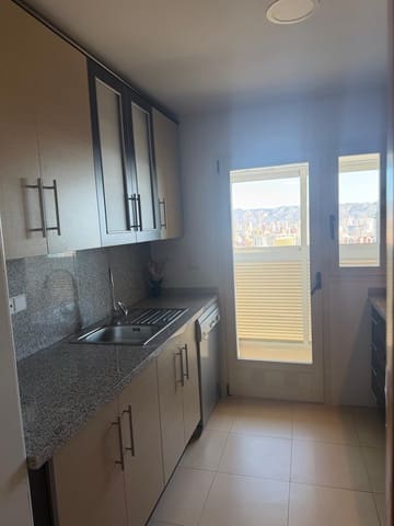 2 soveværelse Lejlighed til leje i Via Parque, Benidorm med garage - € 2.500 (Ref: 9884757)
