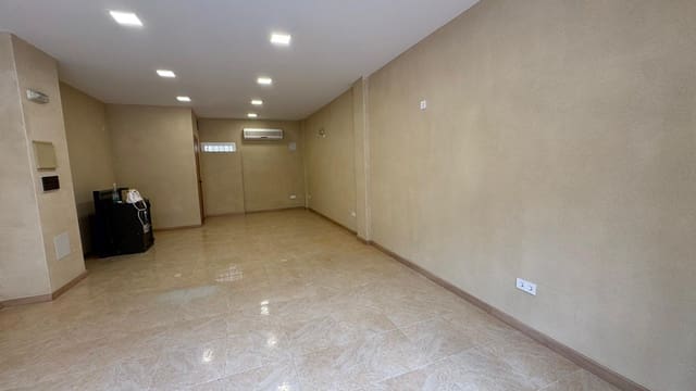 Komercyjne do wynajęcia w Rincón de Loix, Benidorm z garażem - 1 000 € (Ref: 9907537)