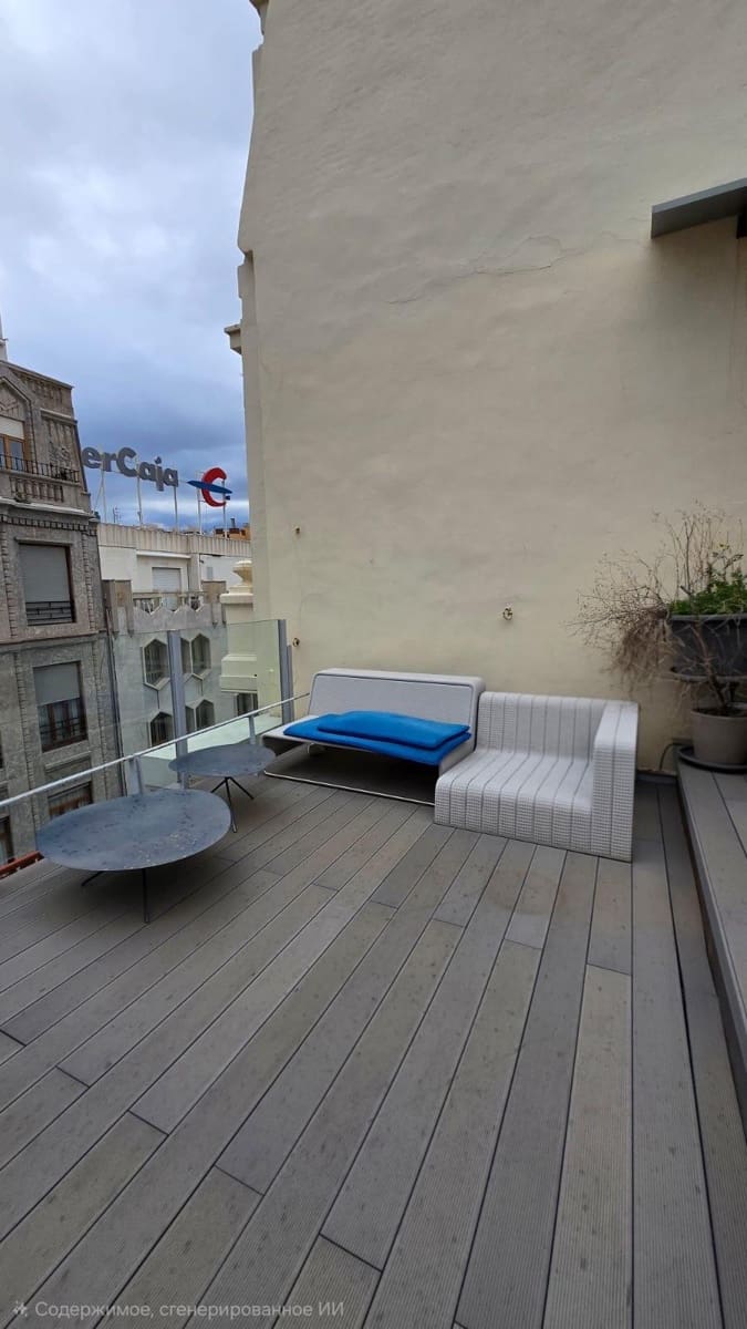 3 quarto Penthouse para arrendar em Valencia cidade com garagem - 3 500 € (Ref: 9913131)