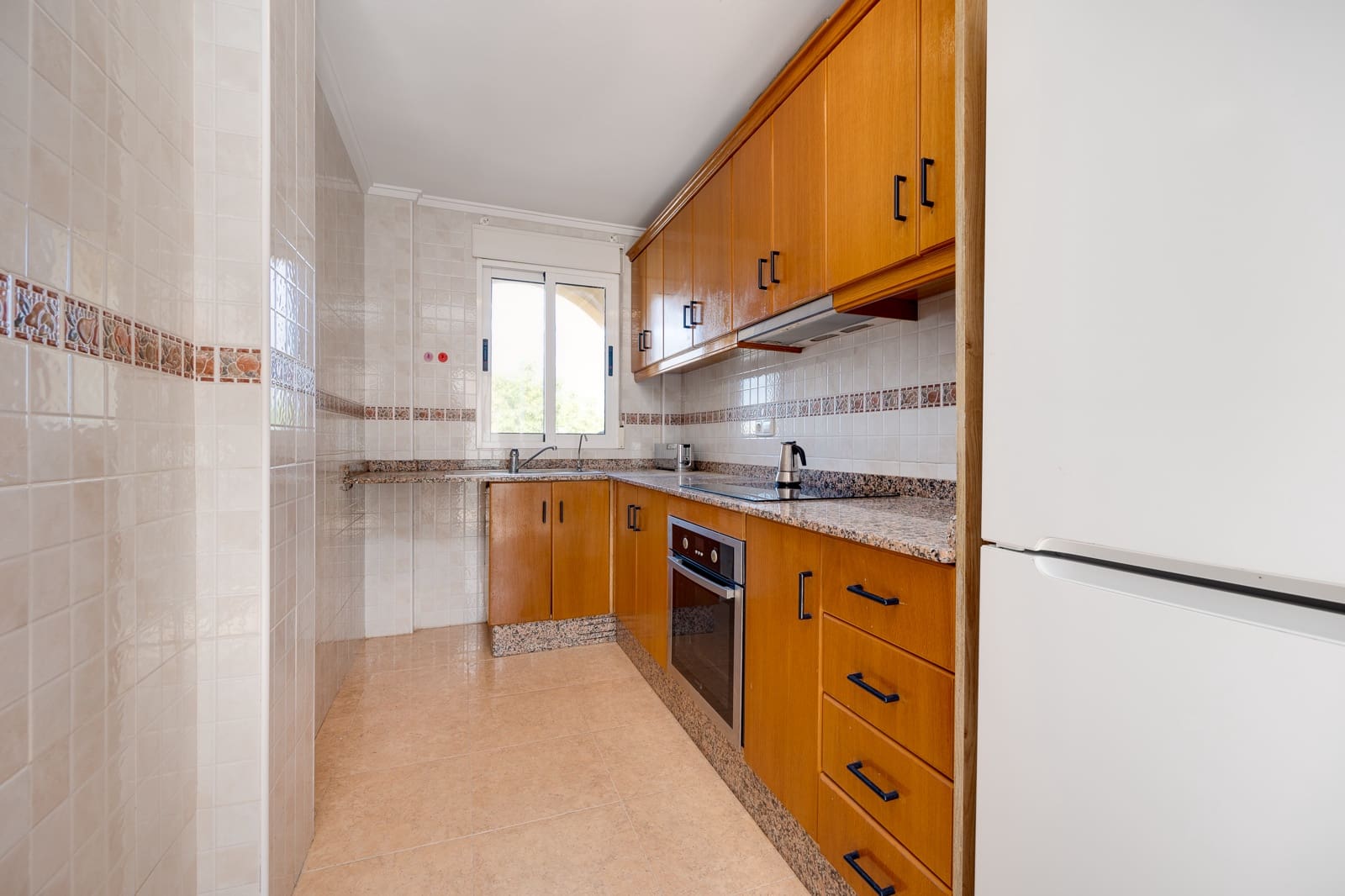 3 soveværelse Lejlighed til salg i Jacarilla med swimmingpool - € 119.000 (Ref: 9172362)