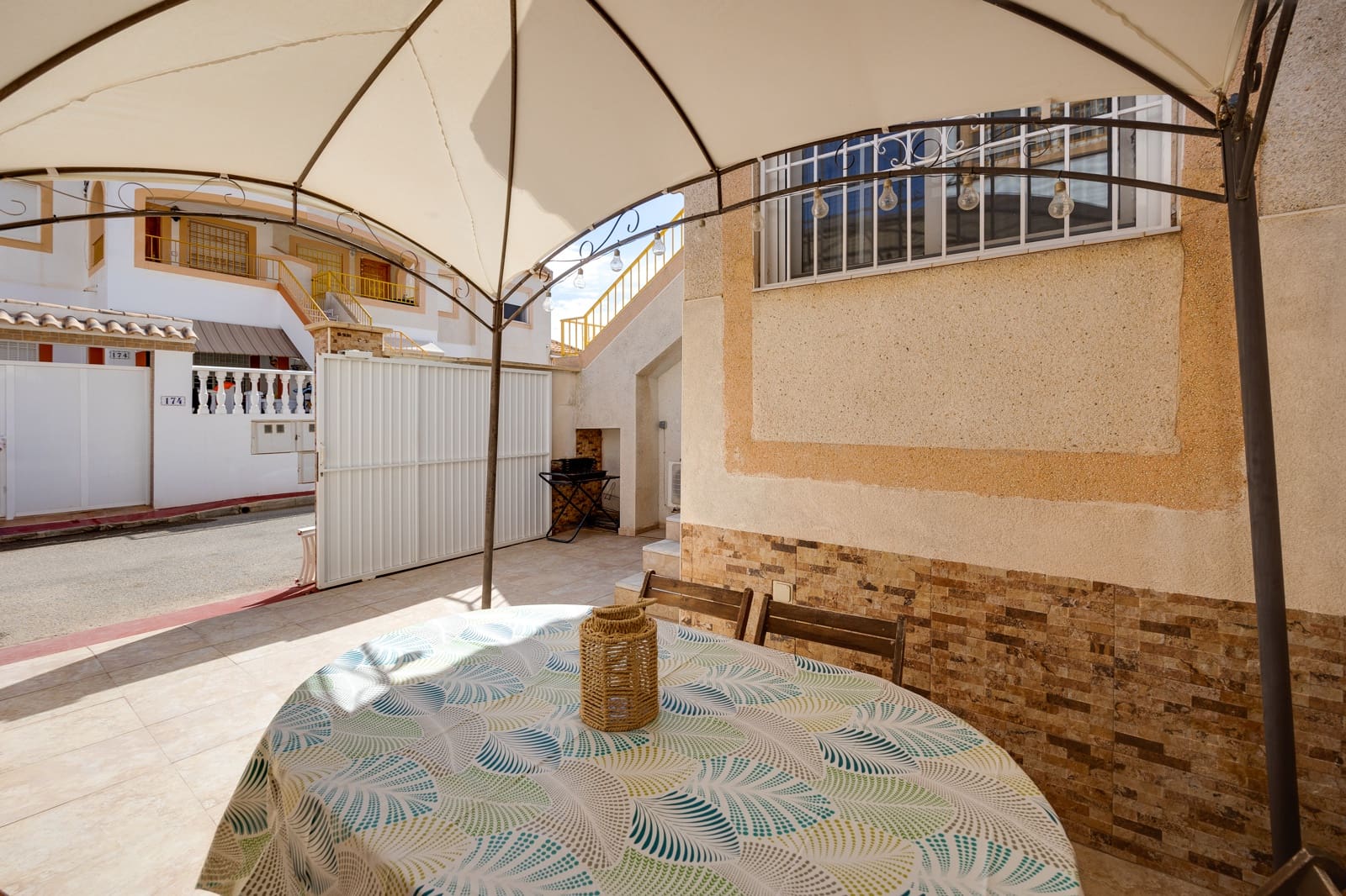 2 makuuhuone Huoneisto myytävänä paikassa Torrevieja - 137 000 € (Ref: 9272828)