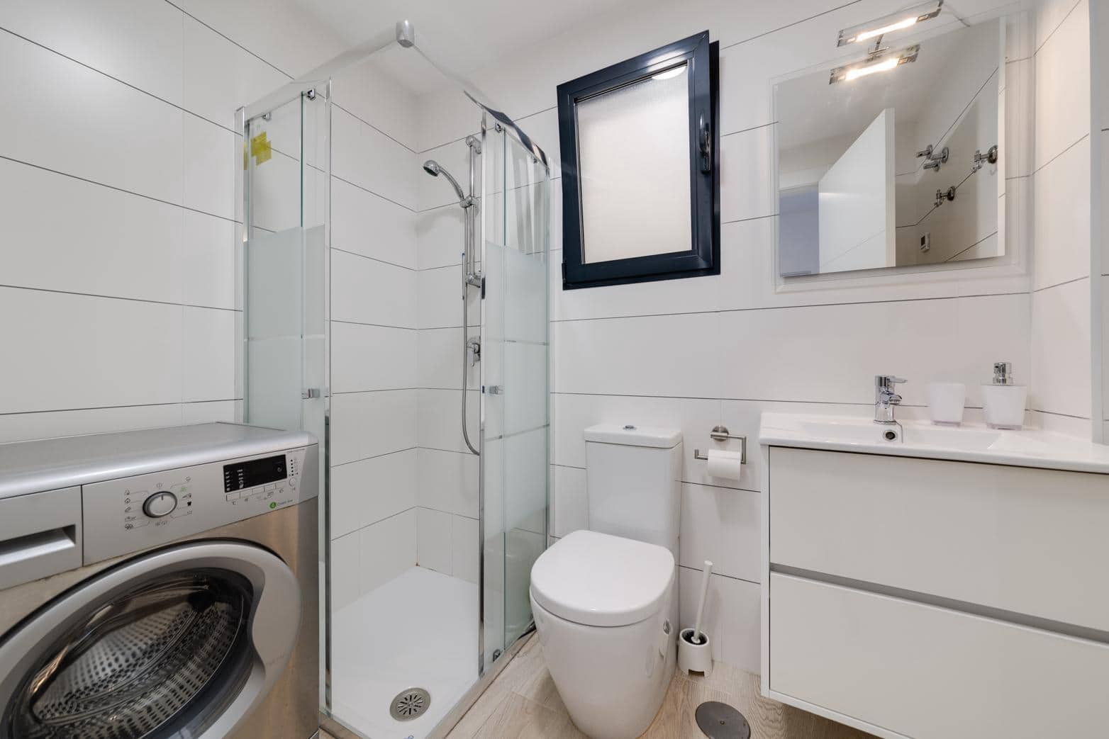 2 makuuhuone Ranta-asunto myytävänä paikassa Torrevieja - 249 900 € (Ref: 9307066)