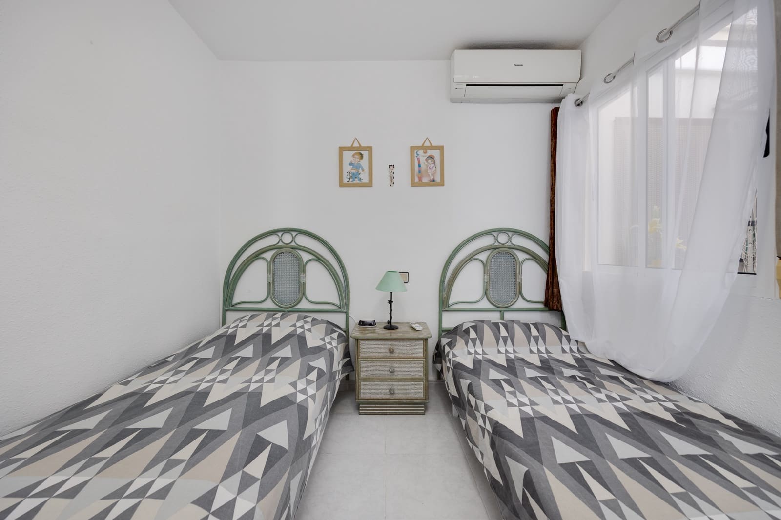 3 makuuhuone Bungalow myytävänä paikassa Orihuela Costa - 174 900 € (Ref: 9341631)