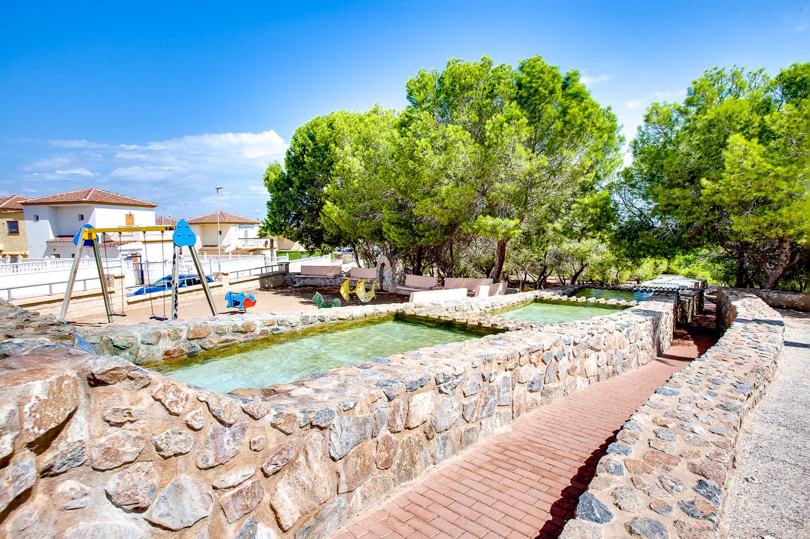 1 soveværelse Studio til salg i Torrevieja med swimmingpool - € 124.900 (Ref: 9376415)